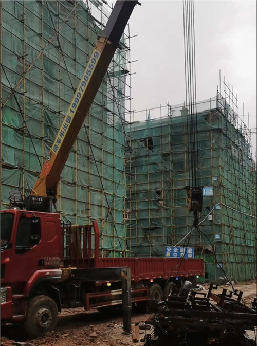 河南“慢工细活”—— 吊车的 “微动控制” 技术
